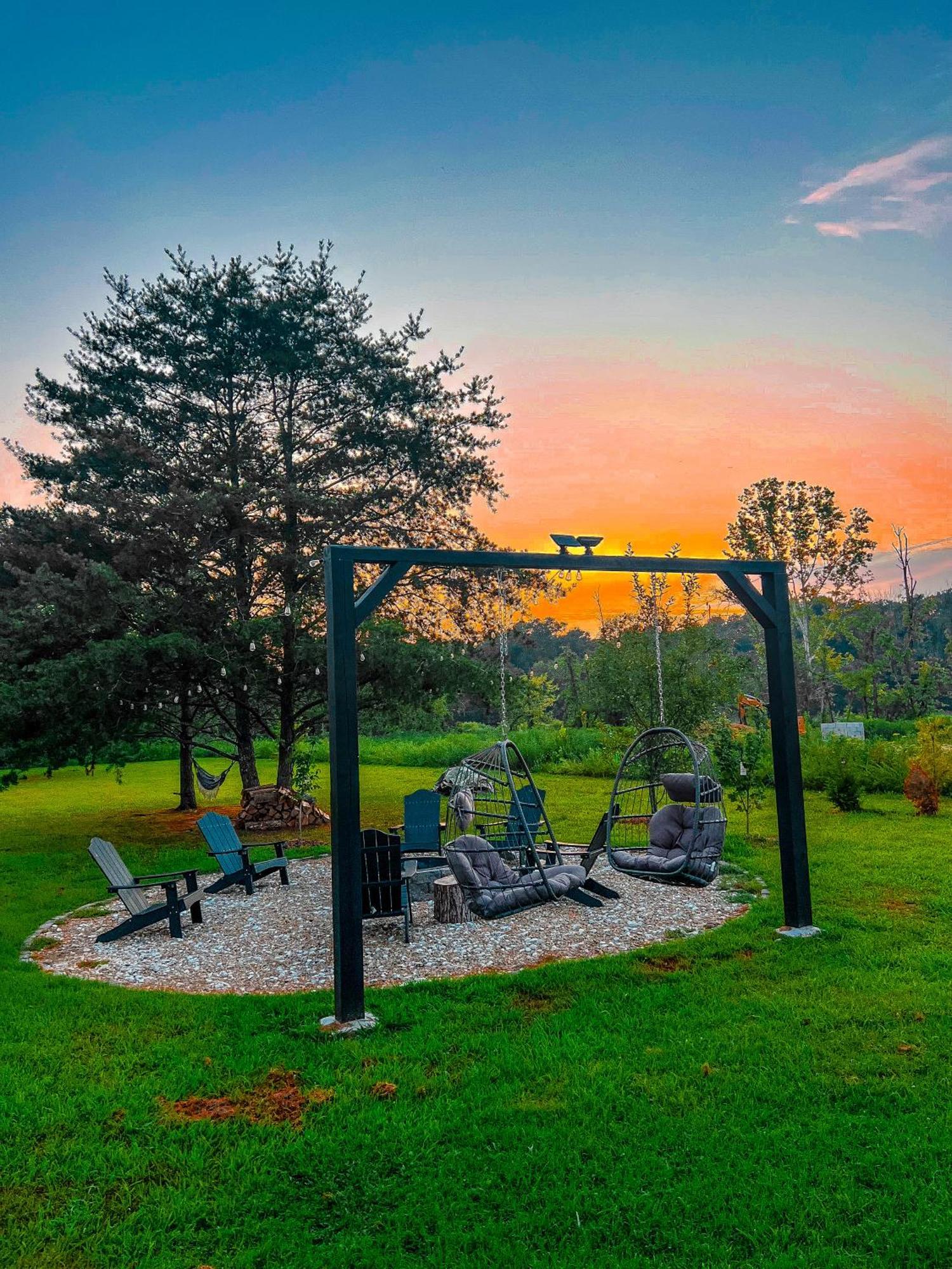 Southern Charm 3Br Fire Pit Pool Table 7Beds 塞维尔维尔 外观 照片